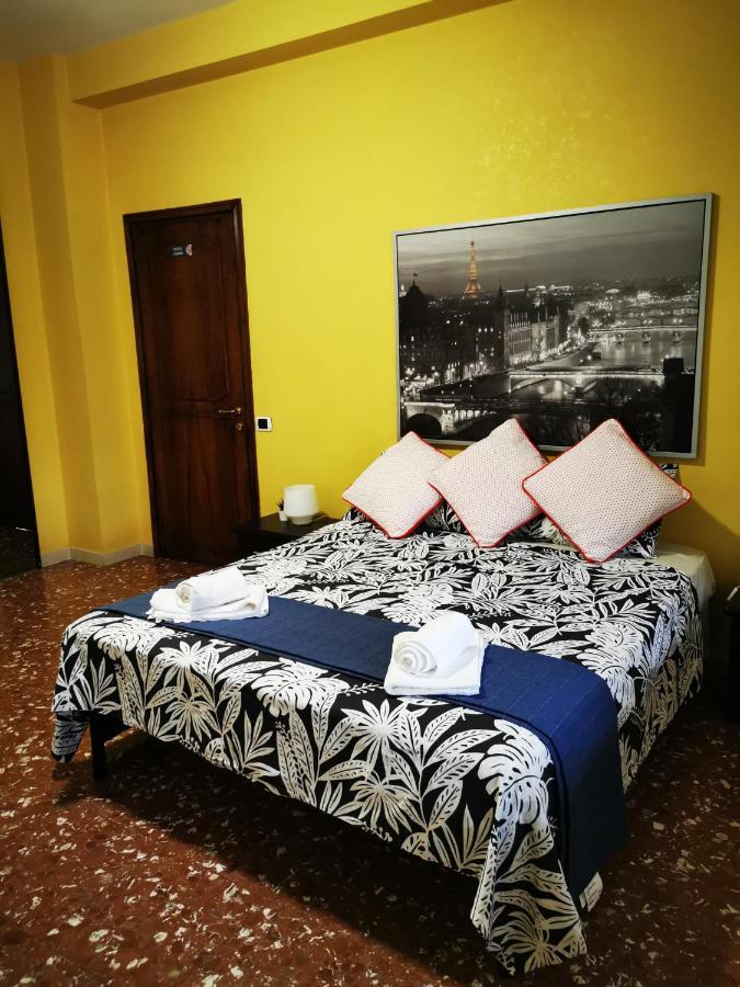 Bella Roma Guest House Extérieur photo