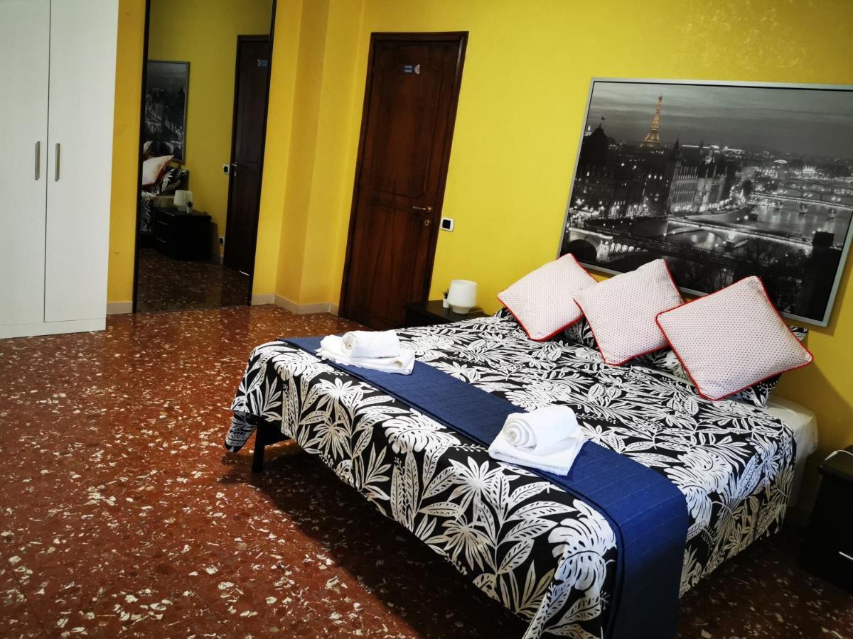 Bella Roma Guest House Extérieur photo